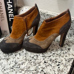 New never worn. L’AUTRE CHOSE VERO CHOSE “Made in Italy”.